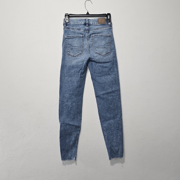 American Eagle Curvy Hi-Rise Jegging - Picture 2 of 5